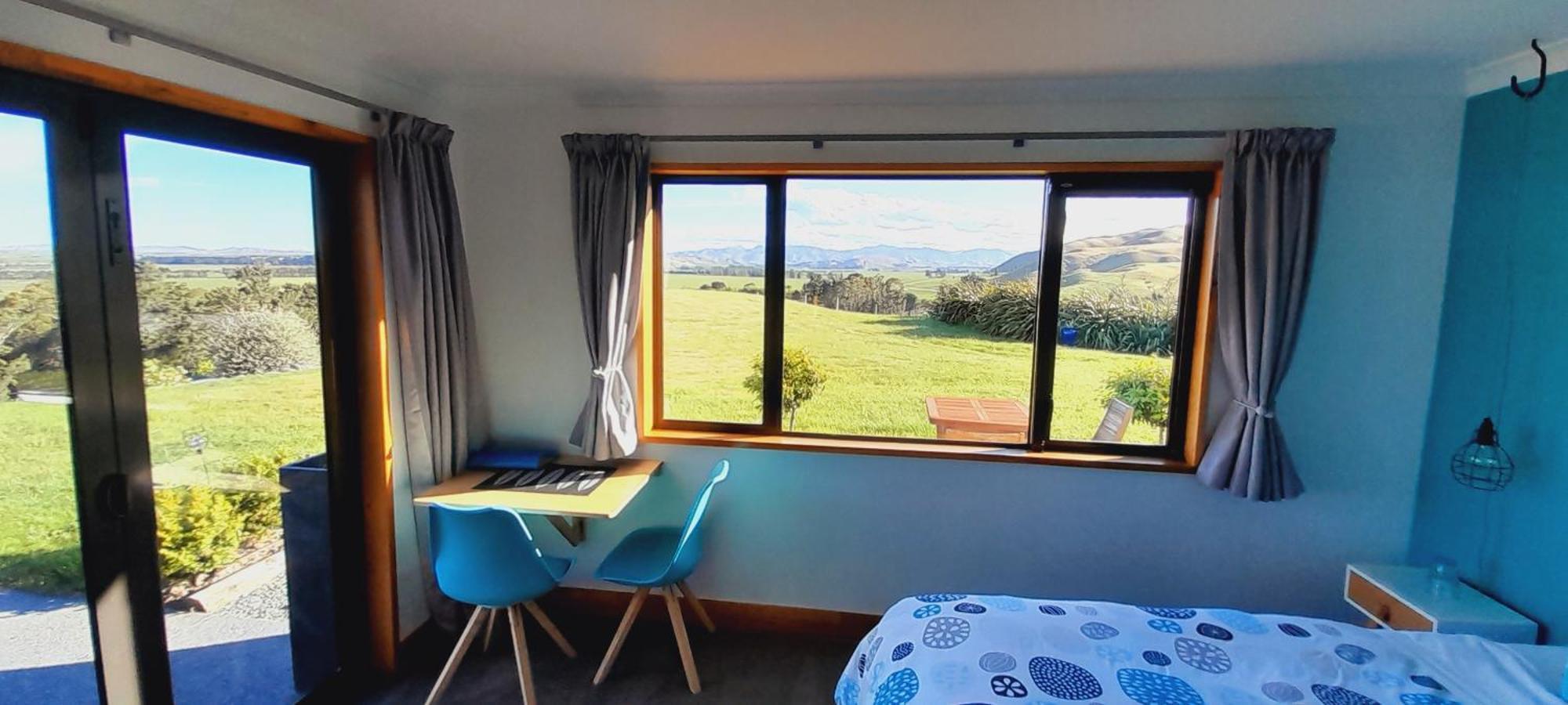Hill Top Retreat Lower Dashwood Экстерьер фото